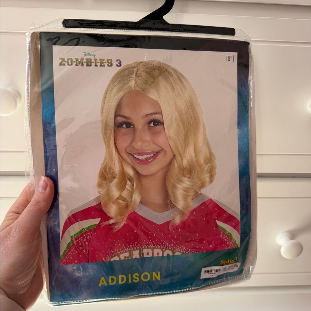 Disney Zombies 3 Addison Cheer wig blonde Halloween costume